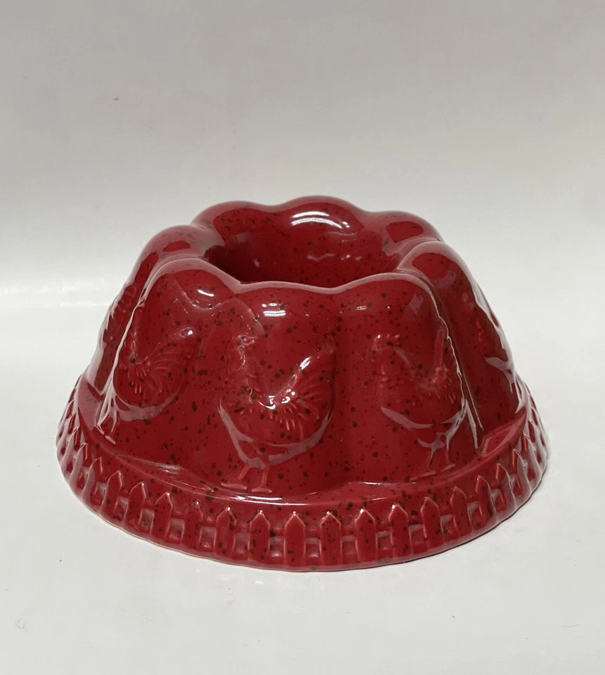 Paula Deen Granja Rojo Gallo Moteado Gres Cerámica Bundt Cake Pan 9” Foto 2 de 4