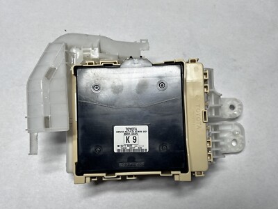 2014-2017 TOYOTA COROLLA FUSE RELAY BOX W/ MULTIPLEX MODULE