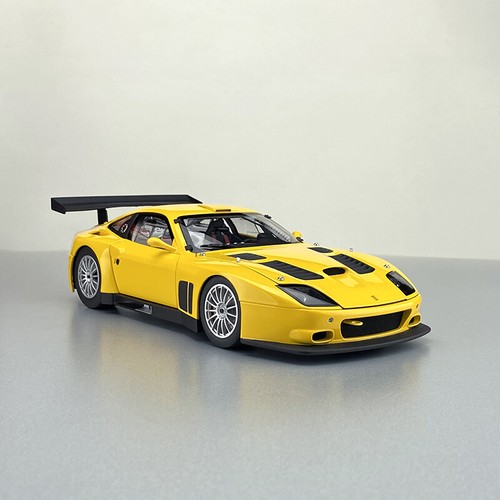 Kyosho 1:18 Ferrari 575 GTC Coupe 2004 Simulation Alloy Collector Car Model - Picture 3 of 19