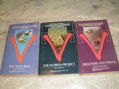 V BOOKS PRISONERS PAWNS, FLORIDA PROJECT, TEXAS RUN PB SET OF 3