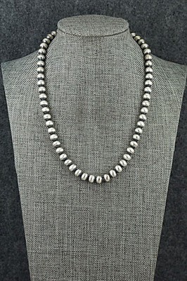 Sterling Silver Navajo Pearl Necklace 16'' - Dorinda Mariano