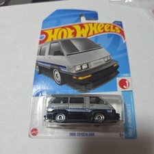 Hot Wheels 1986 Toyota Van Mini Car