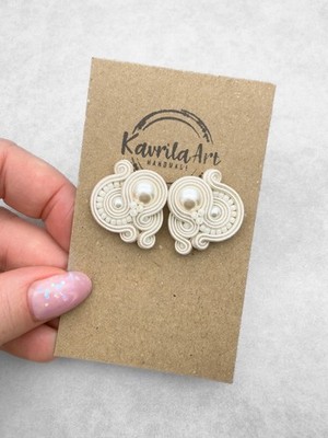 Handgefertigte elfenbeinfarbene Soutache Braut Ohrringe zart zeitlos elegant Schmuck