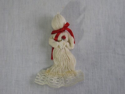 Vtg Handmade Folded White String Angel Christmas Ornament w/Lace Trim,Unmarked r