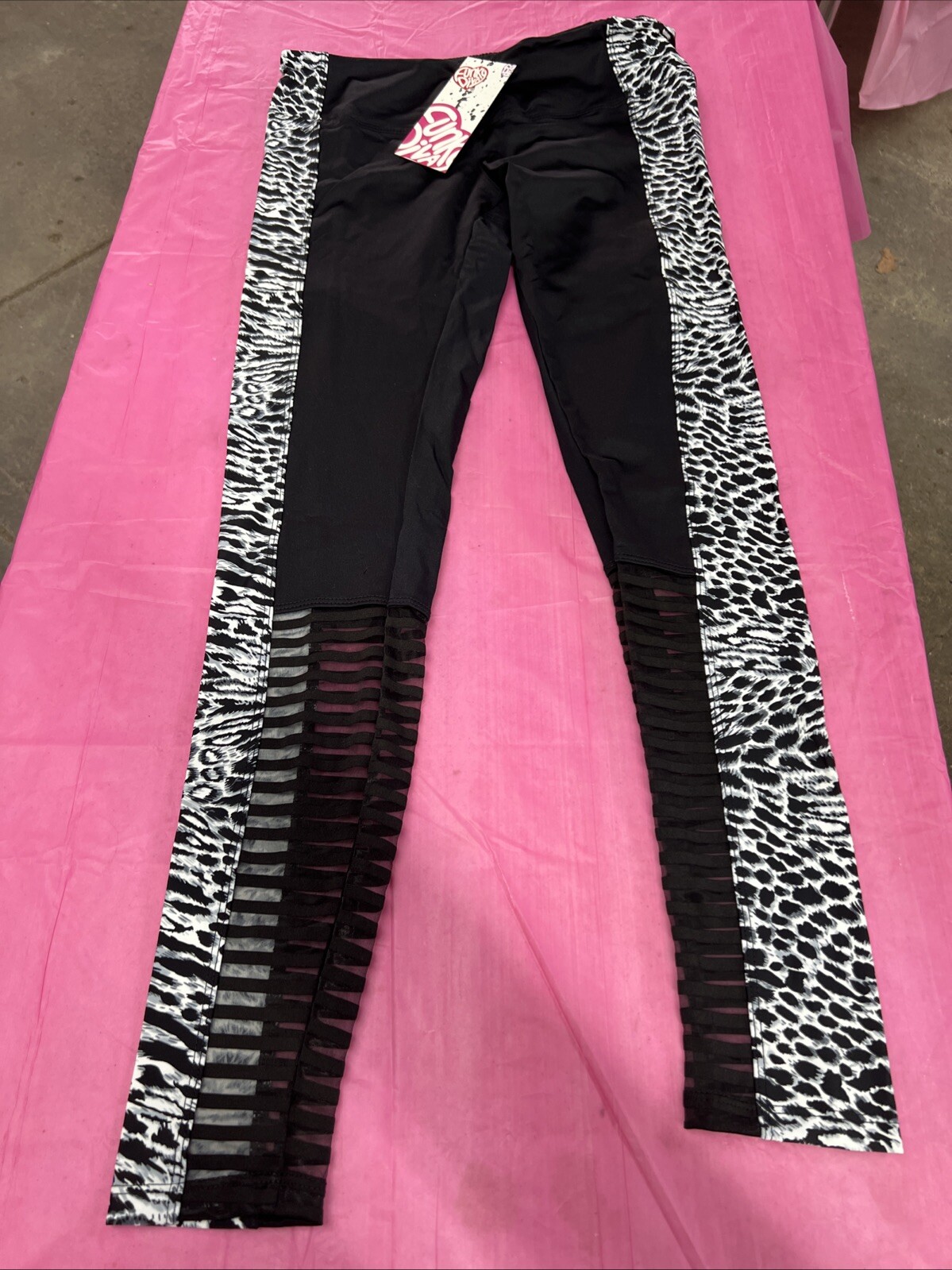 Funky Diva Animal Print Leggings for Trendy Style