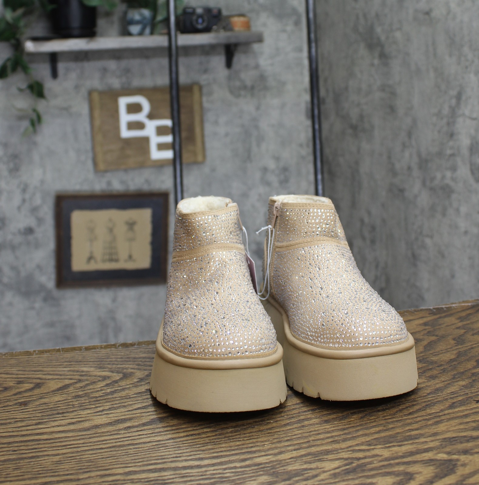 Wild Fable Womens Missy Platform Booties with Memory Foam Insole Beige Brown 7M