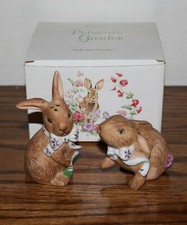 Petunia's Garden Spring Bunny Rabbit Salt Pepper Set by Potpourri Designs NIB