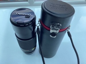 Tamron 75-250mm F/3.8-4.5 CF Tele Macro Zoom Lens 04A Adaptall 2 Mount + Case