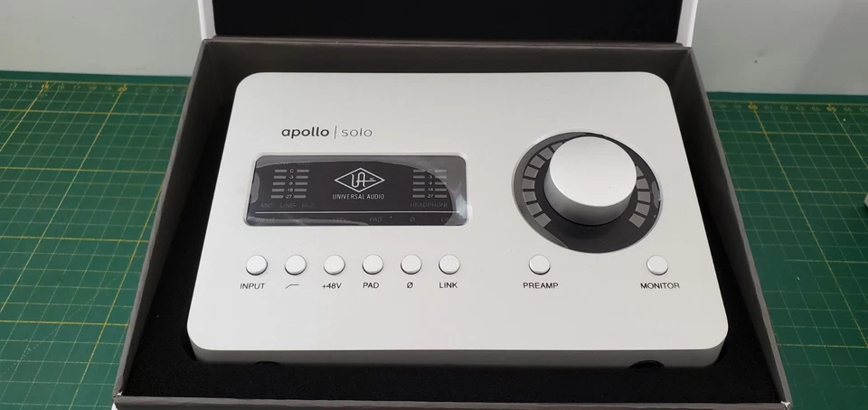 Universal Audio Apollo Solo TB3 2 x 4 Thunderbolt 3 Audio Interface_1.2_5 - Bild 4 von 4