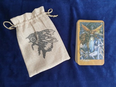 Das Orakel der Feen - ohne Karton - mit Ratgeber & schöner Tasche von Angela Tubb