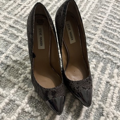 Steve Madden Psno Grey Snakeskin Pumps Heels SZ 7.5 Career Go Out Point Toe Shoe