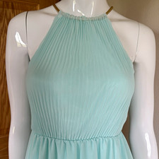 Women’s M Green Solid Pleated Halter Neck Sleeveless Synthetic Maxi Long Dress