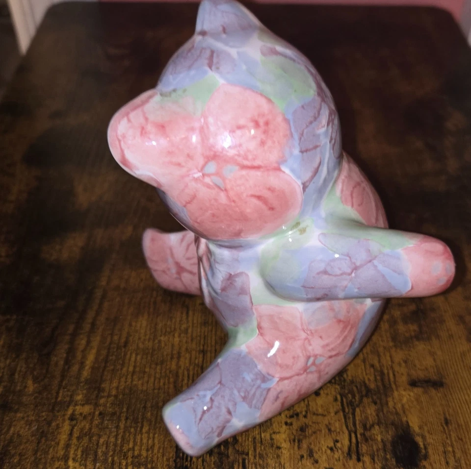 Pretty Pink Park Rose Pottery - Floral Teddy Bear Figurine 19cm High - Image 3 of 4