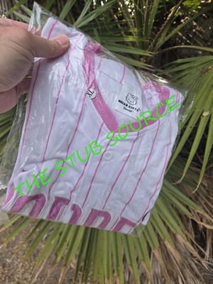 San Diego Padres Hello Kitty Jersey Theme Game Size XL Petco Exclusive Sold Out