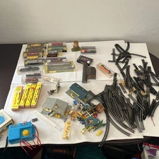 120+ Pieces HUGE LOT OF NEW USED TRAIN ACCESSORIES "N" SCALE 167 Pcs Bachmann