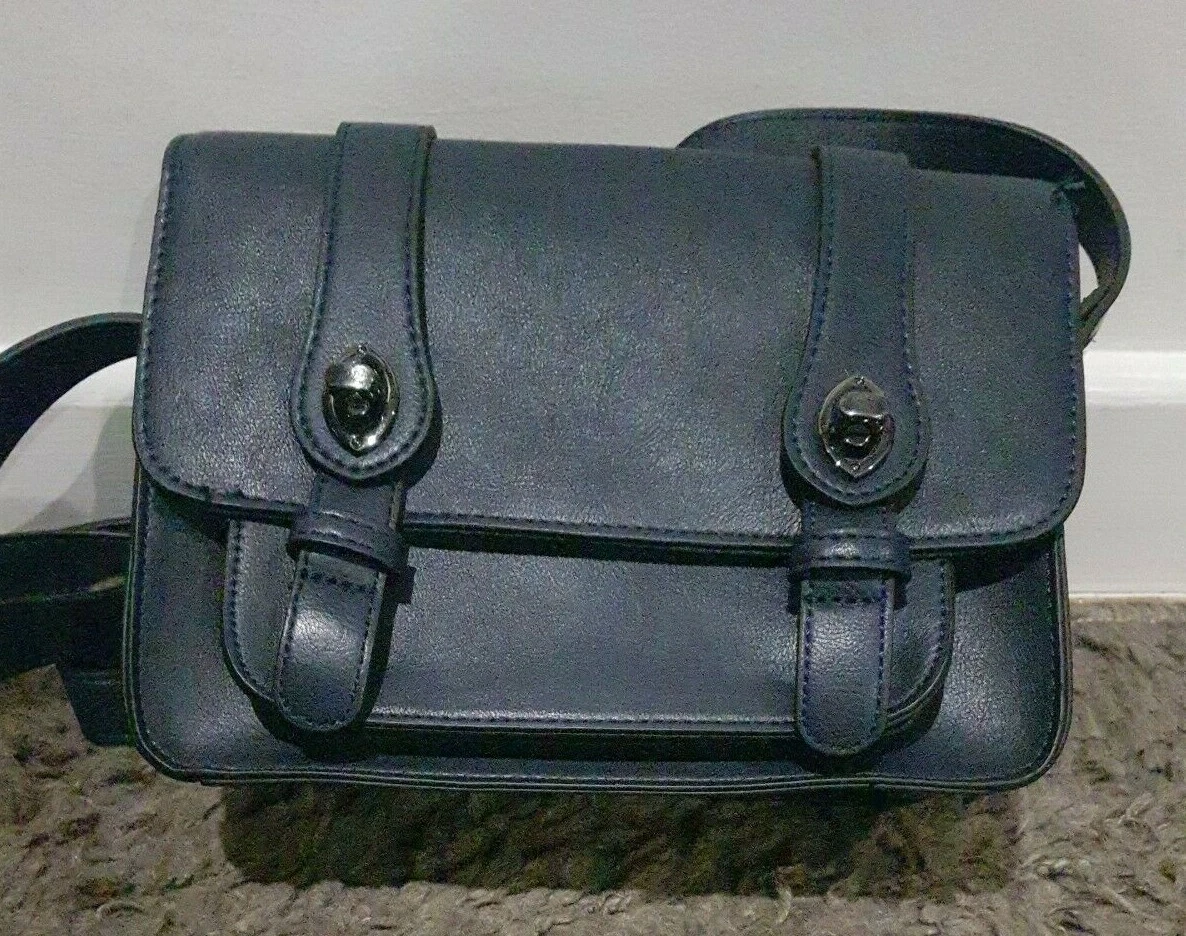 Next handbags deals black