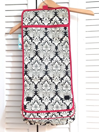 Waverly Travel Hanging Makeup Bag Black /White 22x11