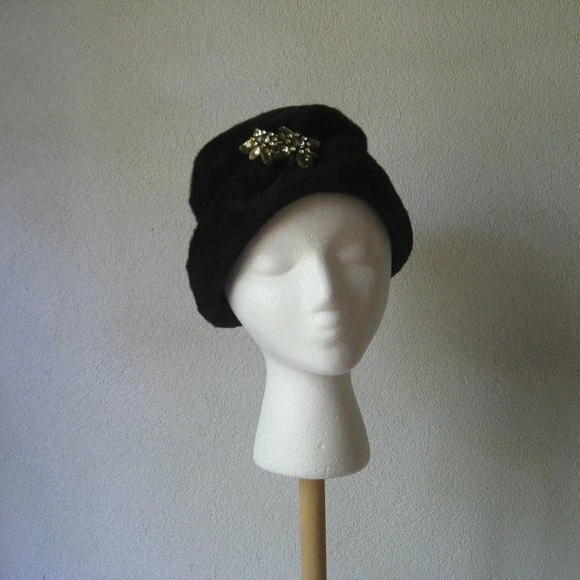 Vintage l 60s Marche Exclusive Designer Black Faux Fur Rhinestone Pin Brooch Hat Vintage Black Toque Hat Fur Felt with Rhinestone Brooch  main image 3