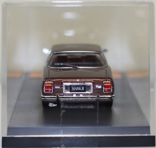 1/43 Domestic Car Premium Collection Toyota Corona Mark II HT (X30) 1976 - Picture 4 of 5