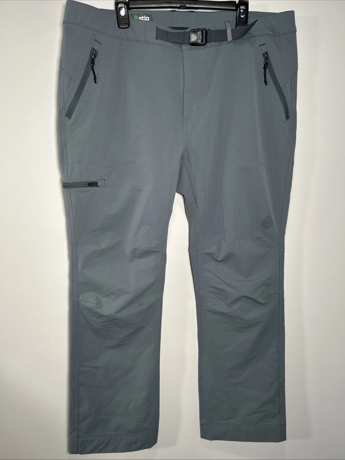 Stio Pants Mens 40 R Pinedale Softshell Cargo Hiking Trail Belted Outdoors