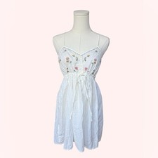 Victoria  s Secret white Country Cotton Embroidered Floral Babydoll Slip Dress XS
