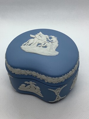 Wedgwood Vintage Trinket Box 3 x2  Blue Jasperware Cupids Kidney Shaped Rare HTF