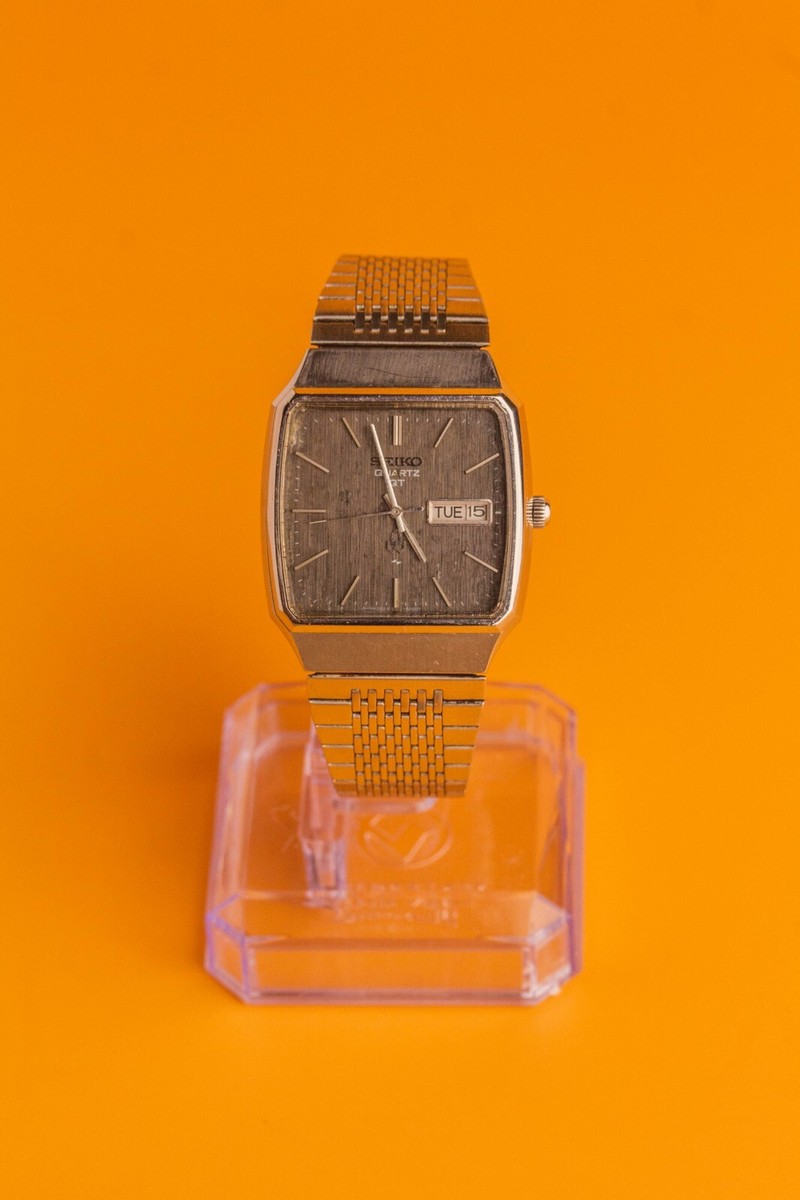 Longines 手巻きビンテージクォーツseiko rado Corum Longines 手巻き