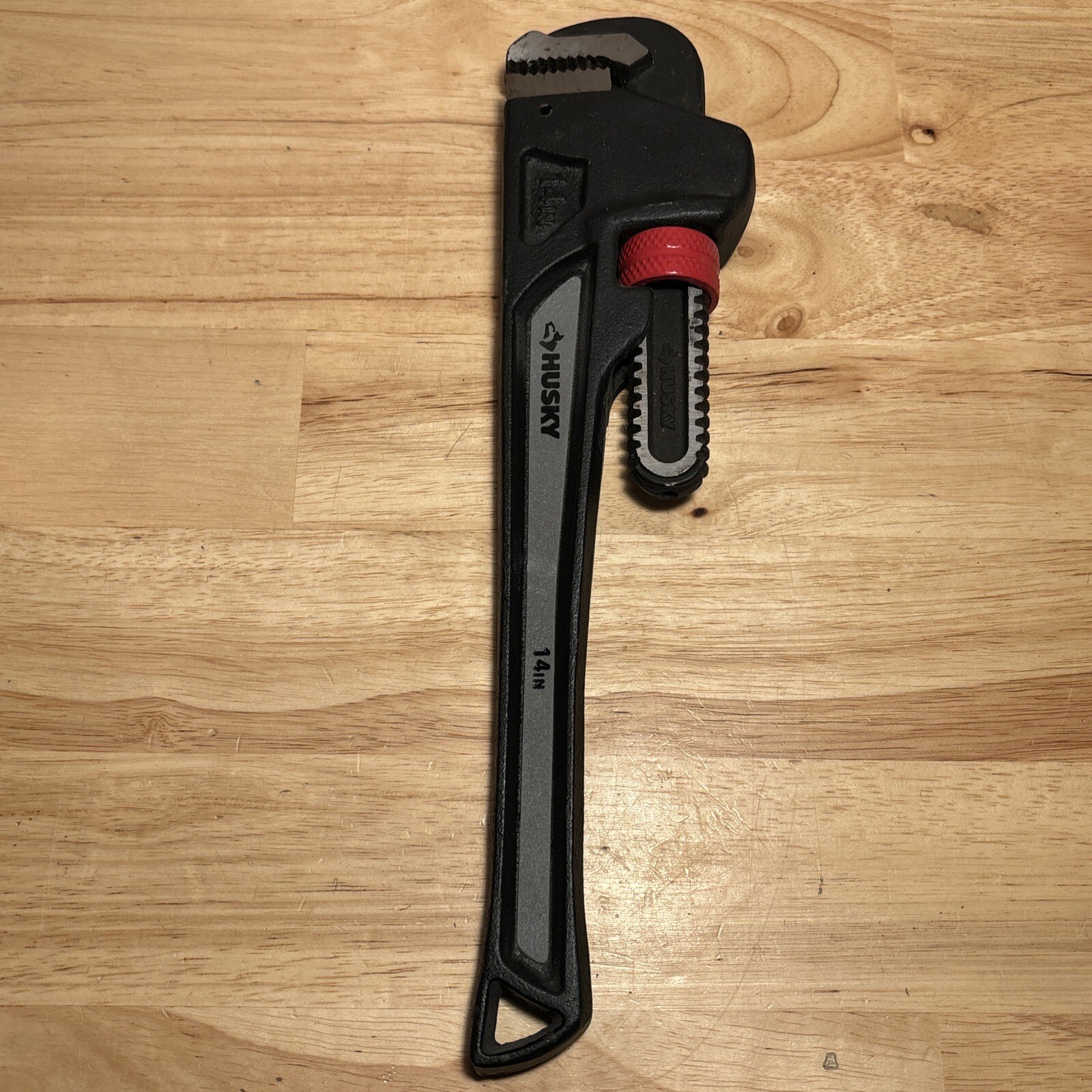 Husky 14 in. Heavy Duty Cast Iron Pipe Wrench with 11/2 in. Jaw Capacity eBay