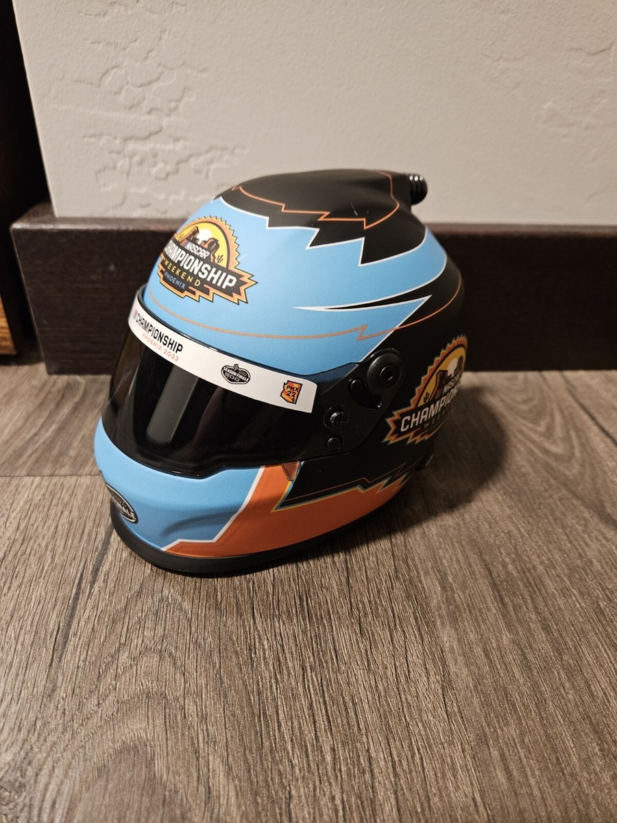 NASCAR 2022 Phoenix Championship Mini Helmet Joey Logano Champion