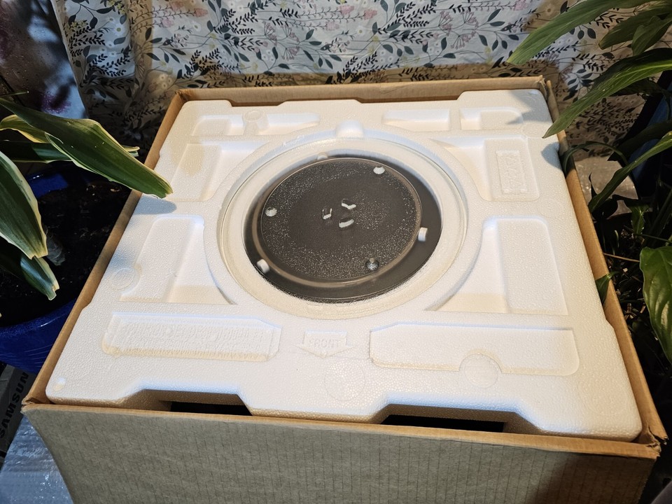 Samsung Hot Blast MC28M6075CK 28L 900W Combination Microwave Oven