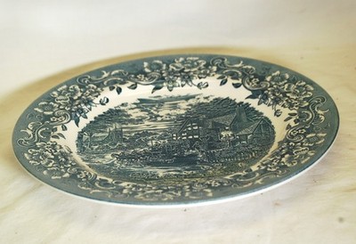 Staffordshire Engravings Dinner Plate 17th Century Blue English