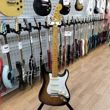 Fender American Vintage II 1957 Stratocaster E-Gitarre