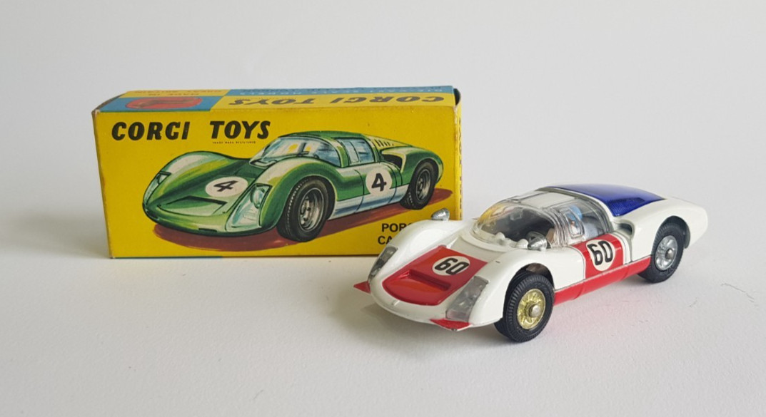 VINTAGE CORGI TOYS PORSCHE CARRERA 6 RACE CAR #330 MADE IN GREAT