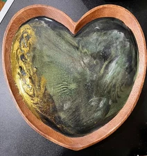 Unique Handmade Resin & Wood Heart Tray For Sweets, Jewelry, Entryway, Vanity
