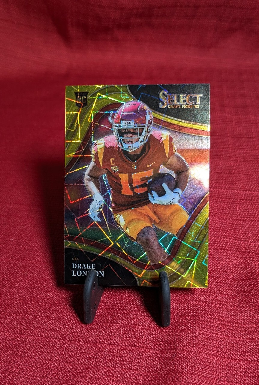 Drake London Rookie 2022 Select Draft Picks GOLD LAZER Prizm Field Level #107