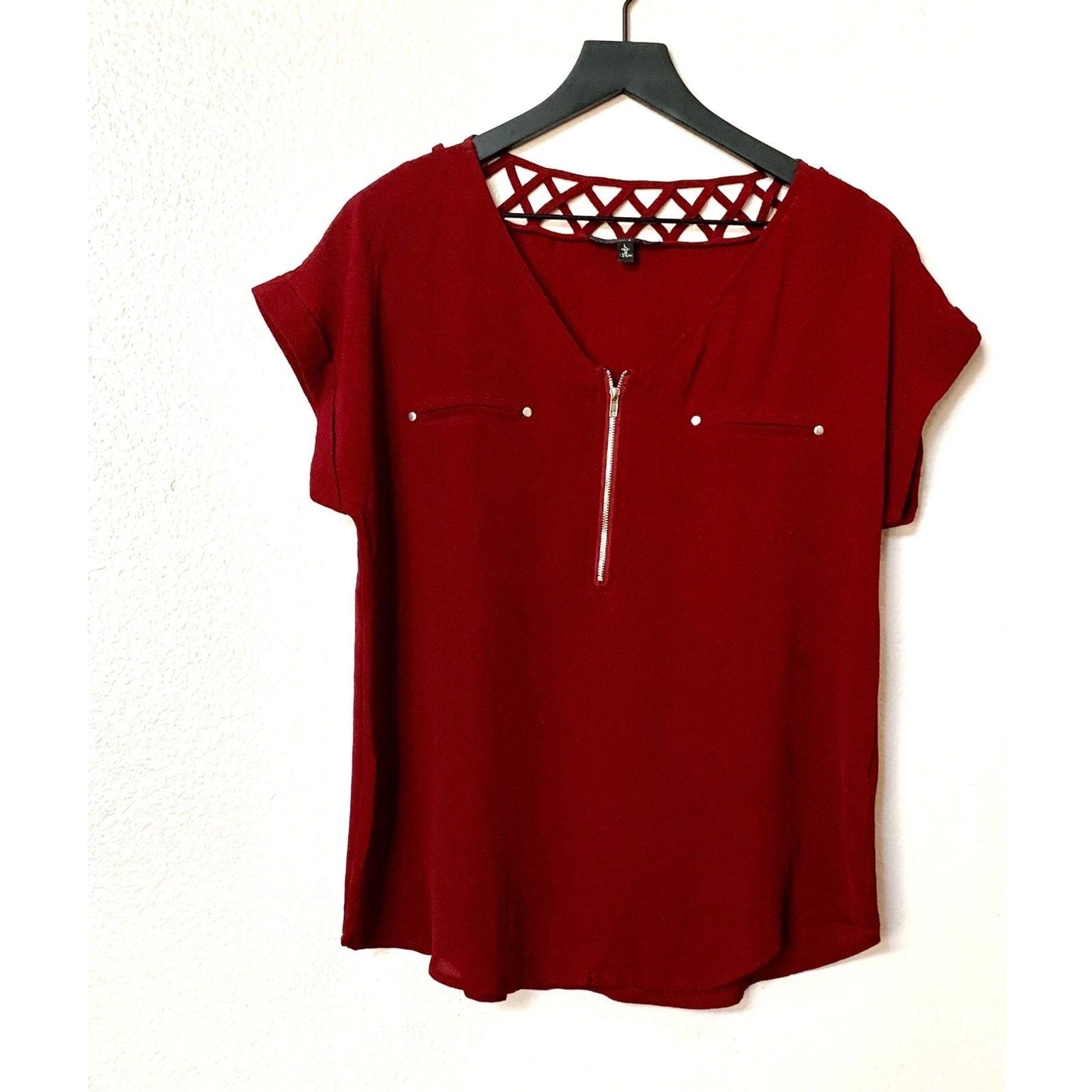 Papaya Burgundy Scoop Neck Blouse with Zipper on Chest Size Large eBay