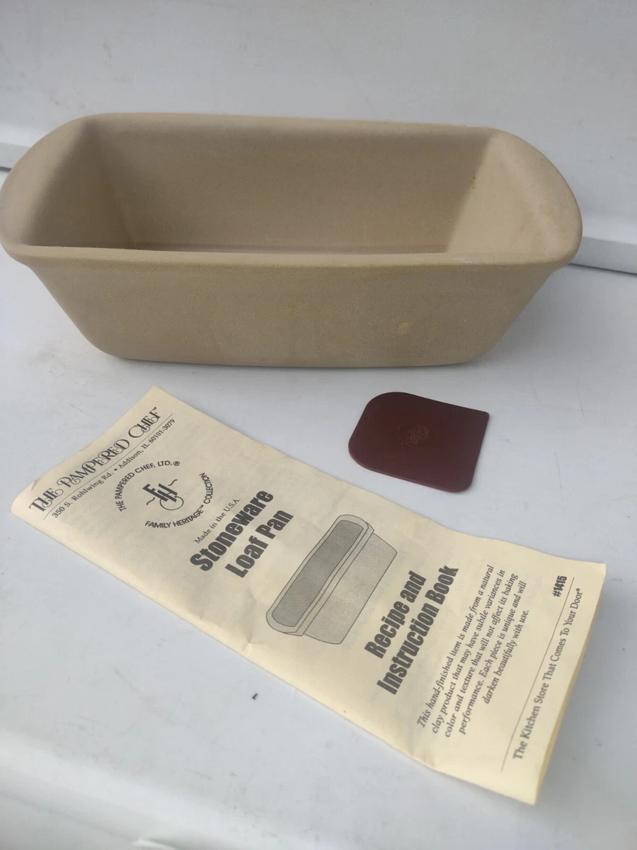 Pampered Chef Beige Loaf Pans