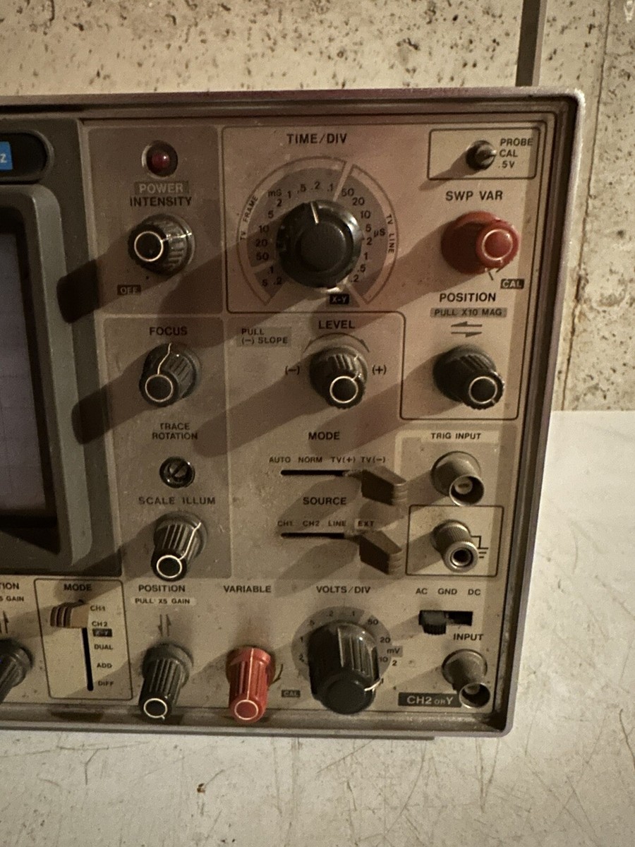 Hitachi V-352F 35 MHz Analog Portable Oscilloscope | eBay Hitachi V-352F 35 MHz Analog Portable Oscilloscope | eBay