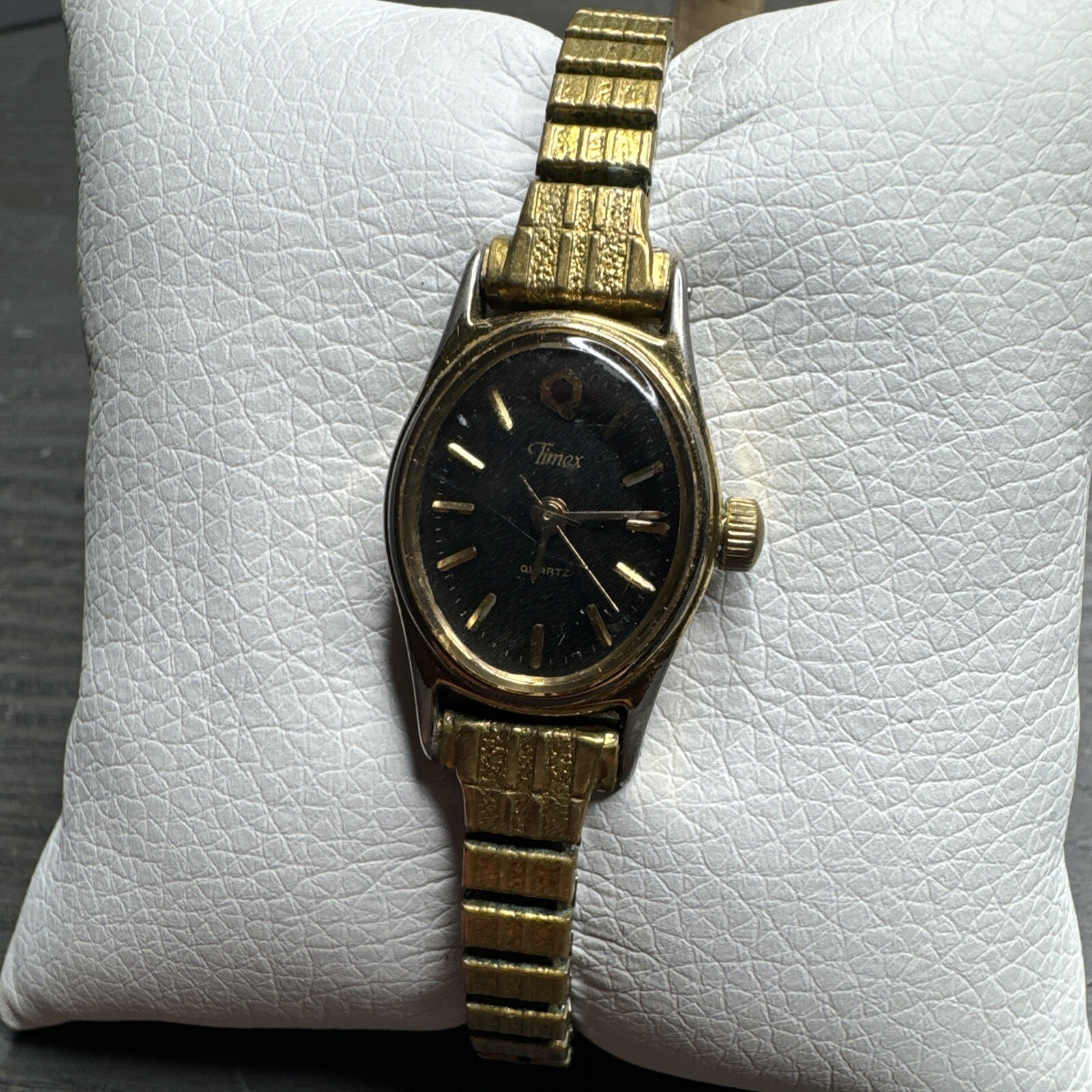 Timex S Cell Gold Tone Quartz Analog Ladies Watch Sz. 6 1/2