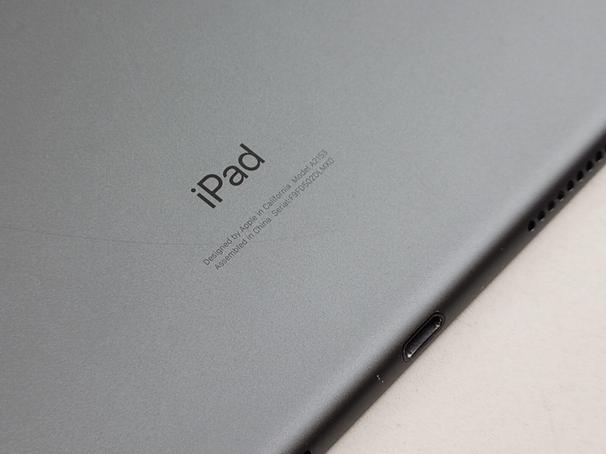 Apple iPad Air (3rd Gen.) (A2153) 256GB, Wi-Fi + 4G Apple iPad Air (3rd Gen.) (A2153) 256GB, Wi-Fi + 4G