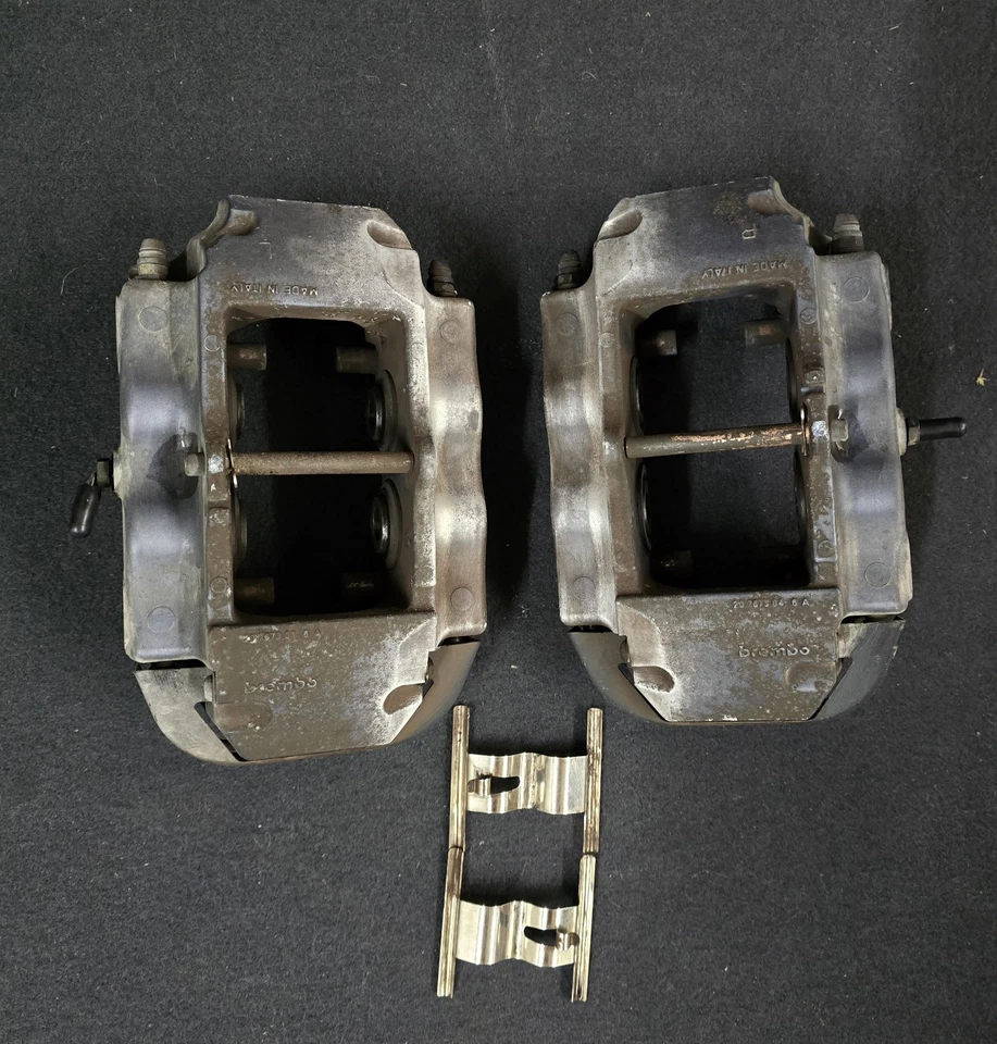 04-15 Volkswagen Touareg/Porsche OEM Rear Brembos - Image 2 of 4