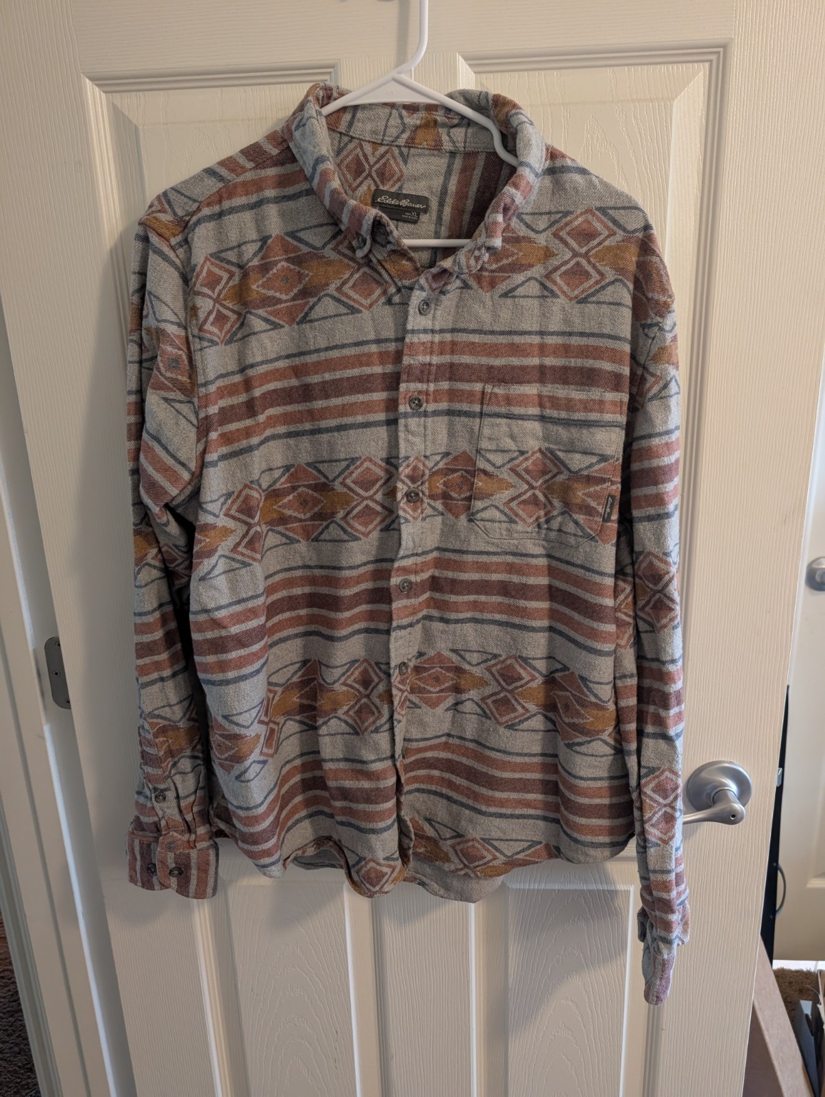 Eddie Bauer Tribal Print Everyday Flex Button Up Flannel Shirt Mens Size XL