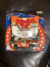 Dale Earnhardt Jr #8 NASCAR 2002 Loony Tunes 1/43 Hood Series Action New