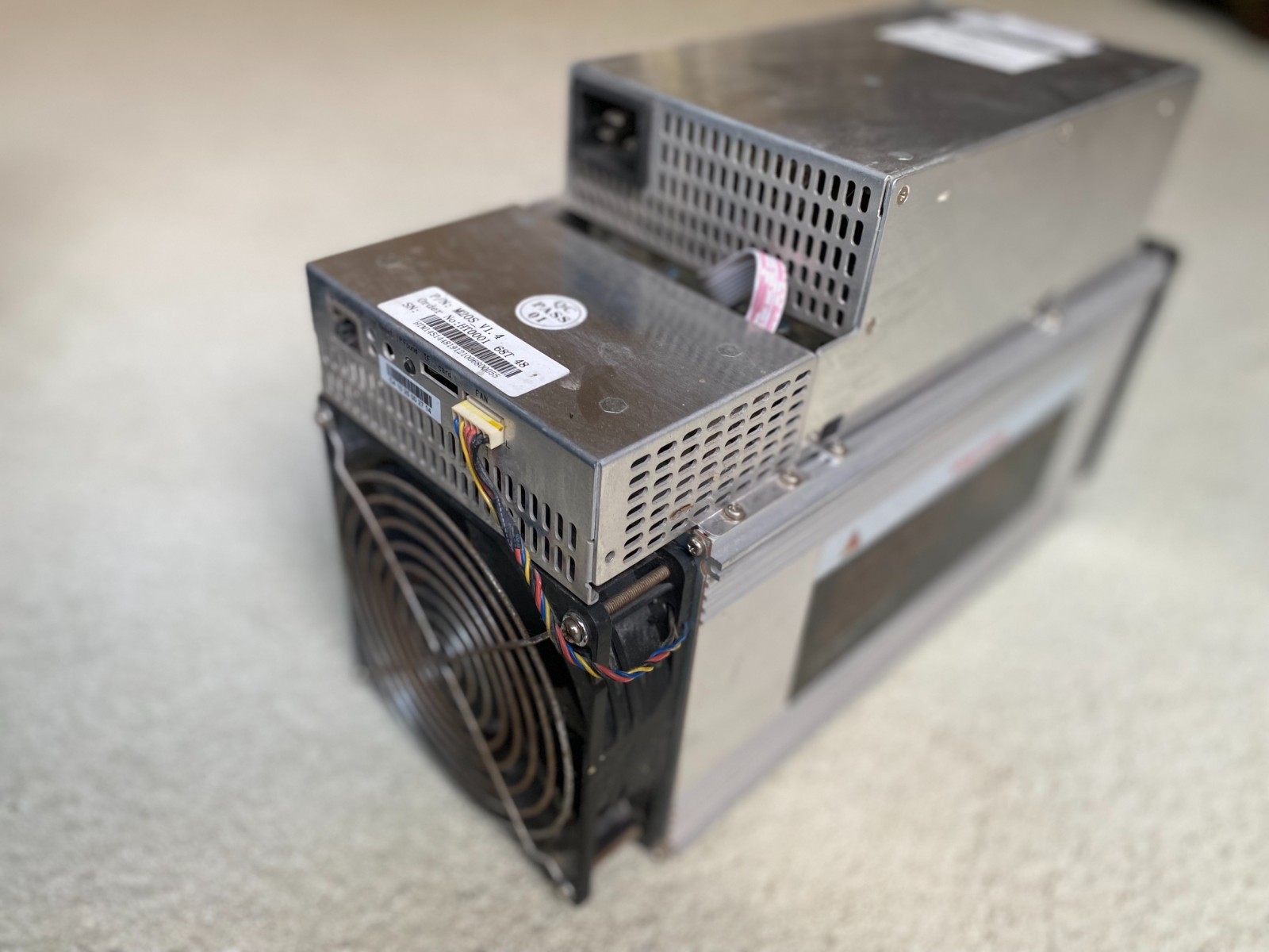 MicroBT Whatsminer M20S 68TH sh256 BTC ASIC Bitcoin Miner Used