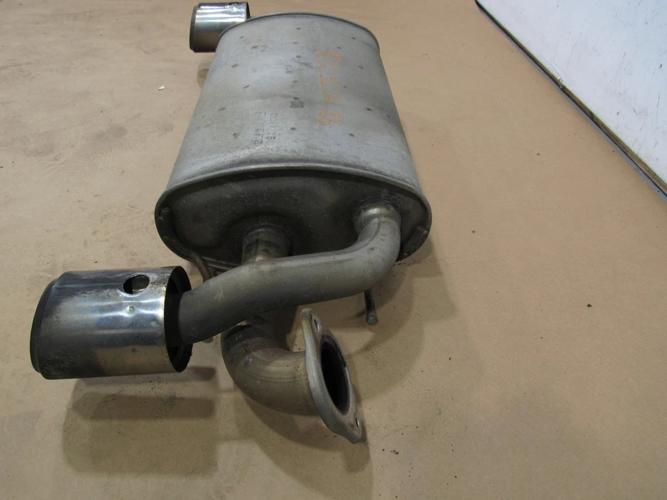 Tubo de escape silenciador central trasero Toyota 86 GT 2018 17-21 2,0 L * Foto 3 de 4