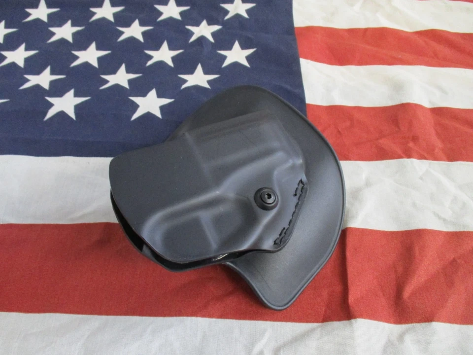 SAFARILAND Concealment Holster RUGER LC9 5198-184-411 Blk Lined Right STX Plain - Image 4 of 4