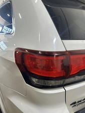 14 15 16 17 18 19 20 21 22 JEEP GRAND CHEROKEE Tail Light Lamp Driver Left