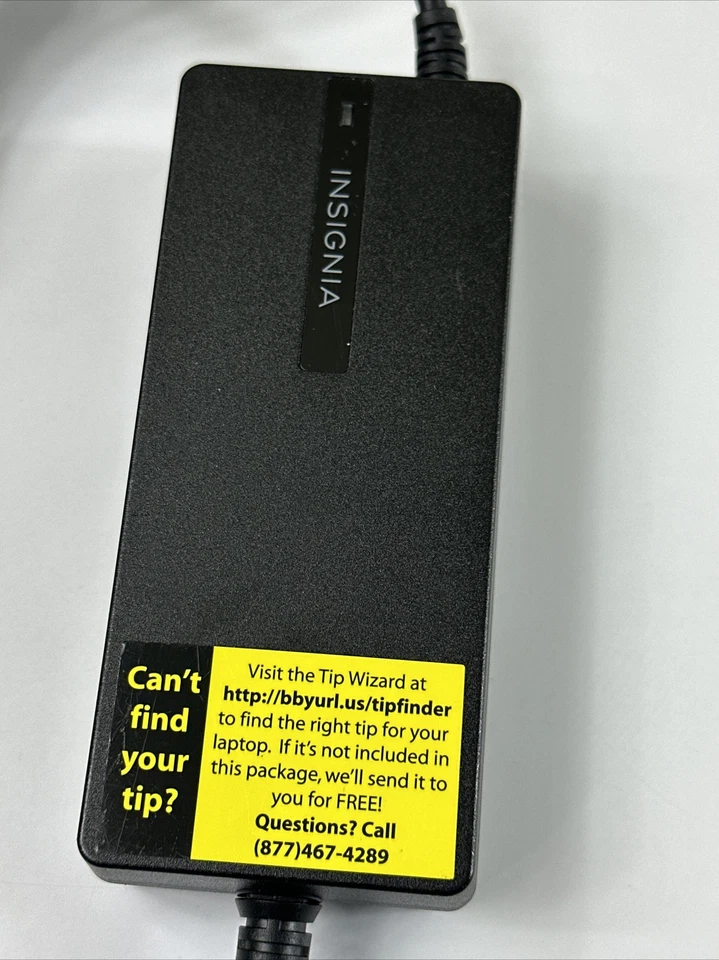 Insignia 90w AC Adapter SEE PICTURES FOR END - Image 2 of 4