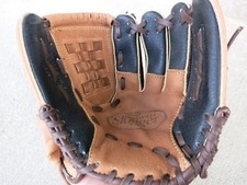 Louisville Slugger Baseball Glove Genesis 1884 Series GN14BN, 10  RHT