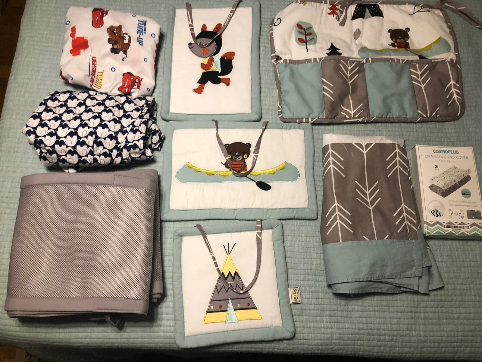 Sweet JoJo Designs Woodlands 8 Pc Crib bedding set + 2 Random Crib Sheets Euc
